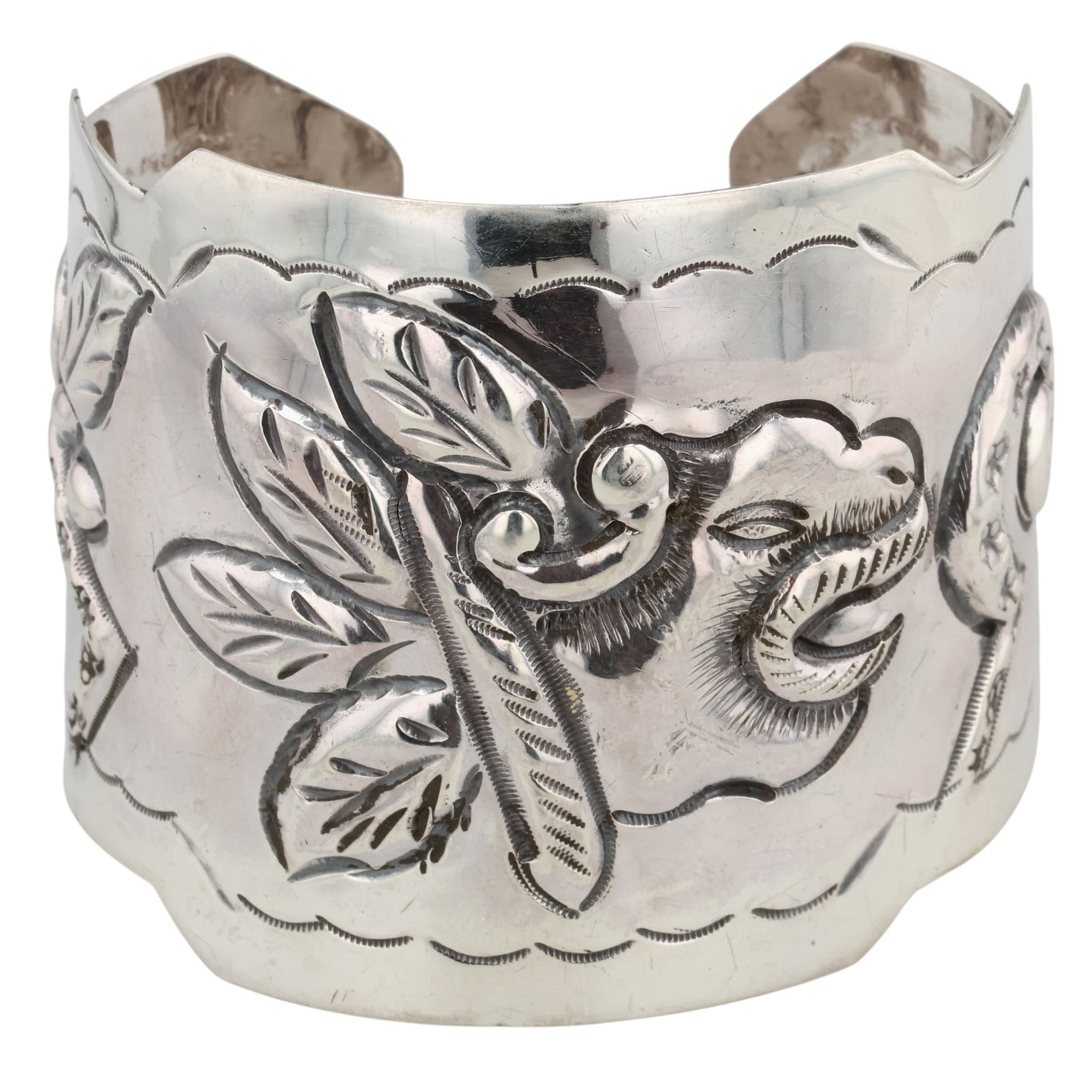 Mexico Sterling Repousse Cuff Bracelet (1 of 6)