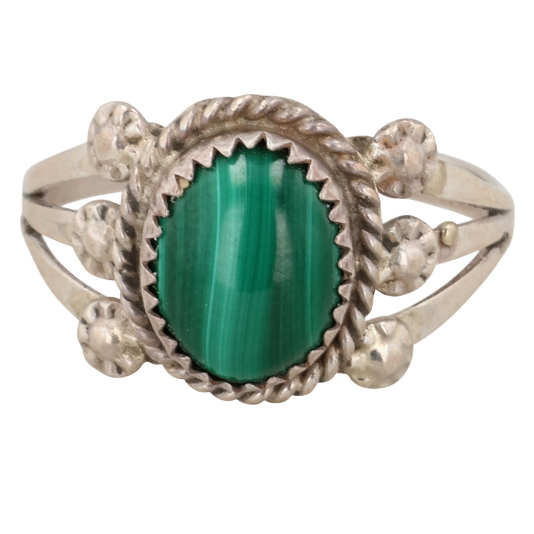 Navajo Sterling Malachite Ring Sz 8: Navajo Sterling Malachite Ring Sz 8 / 3g