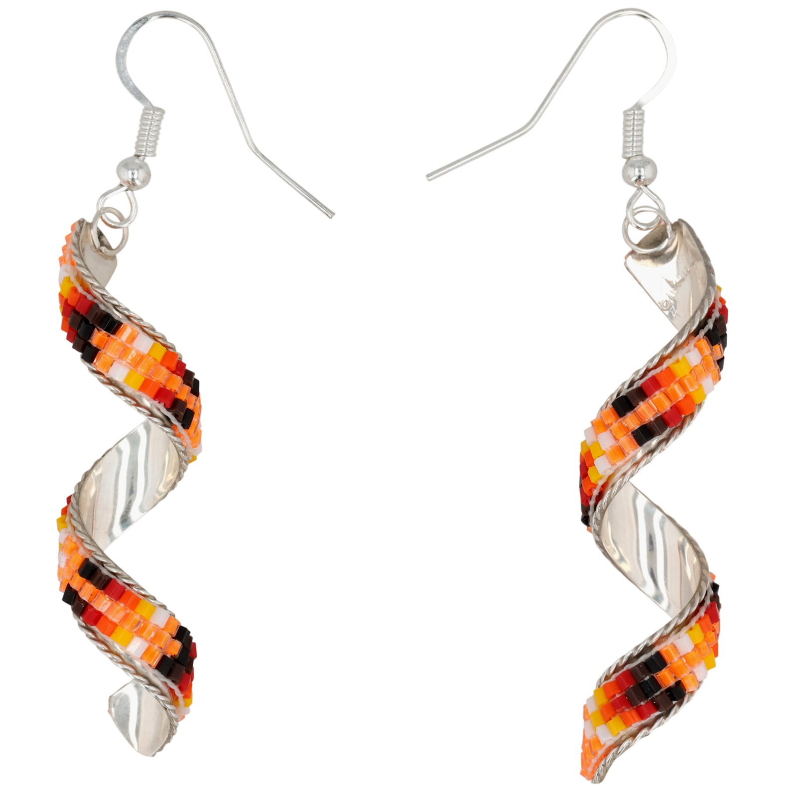 Navajo Sterling Microbead Spiral Earrings: Navajo Sterling Microbead Spiral Earrings / 4g