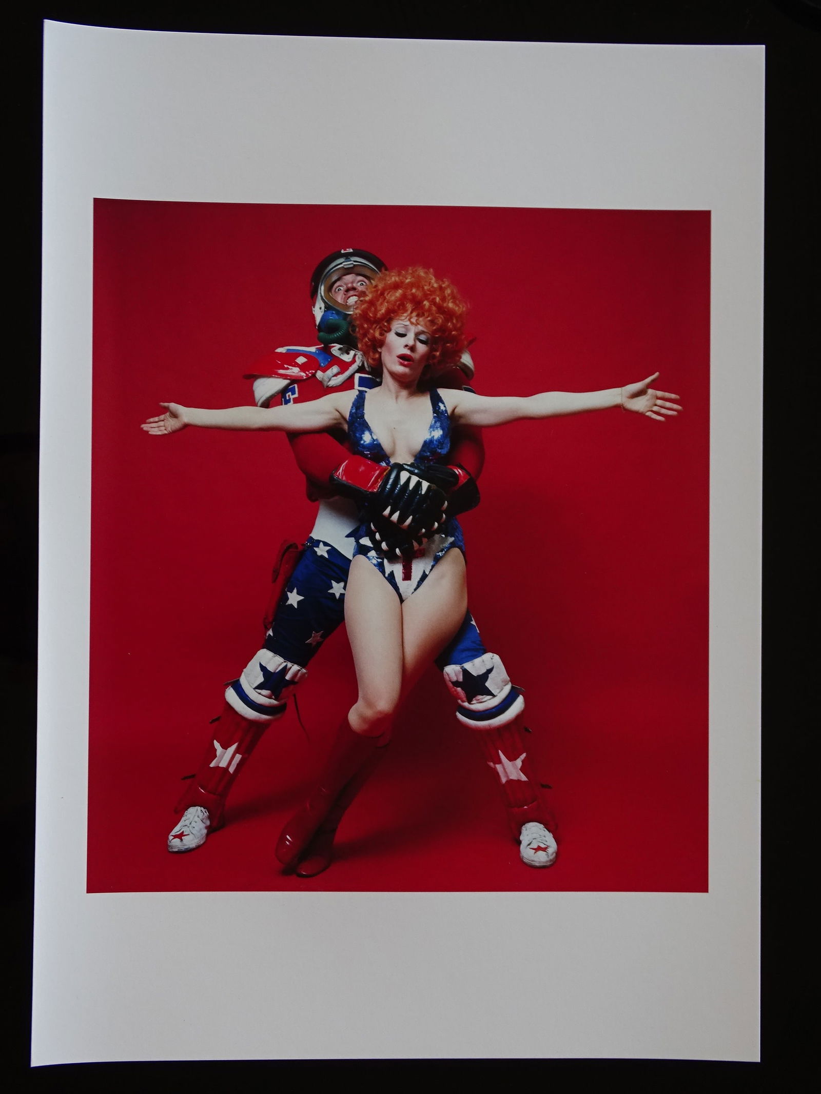 William Klein, hand signed photograph: Hand signed, ca 30x21cm