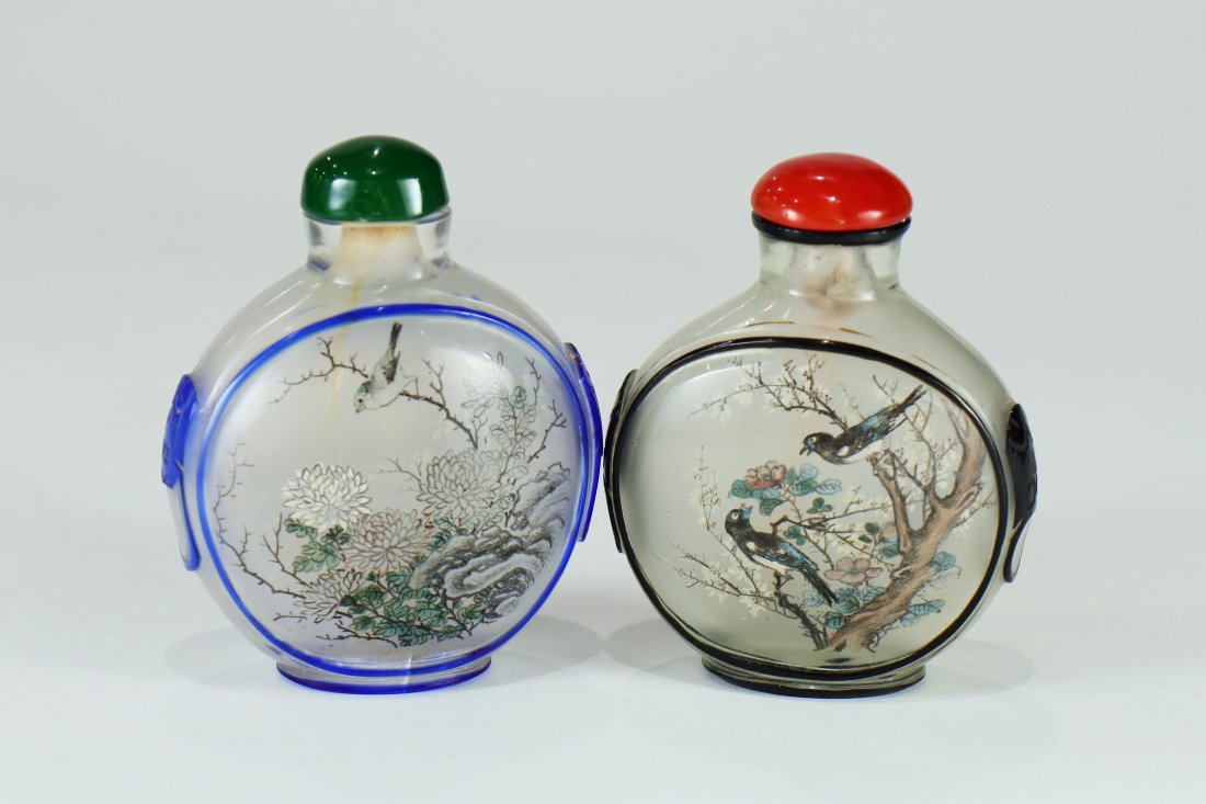 Two glass snuff bottles (1 of 6)