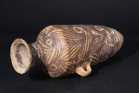 A Neolithic-style pointed-bottomed: A Neolithic-style pointed-bottomed earthenware pot decorated with brown-colored patterns.Note: This collector has saved purchase receipts, which can be viewed by new buyers. The age and purchase time