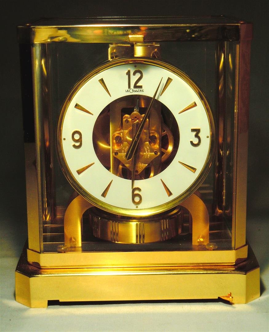 Le Coultre Atmos VIII Heritage Clock: Le Coultre Atmos VIII Heritage clock #236822 with pamphlet of instructions. The clock has 15 jewels and measures 9" x 8" x 7."