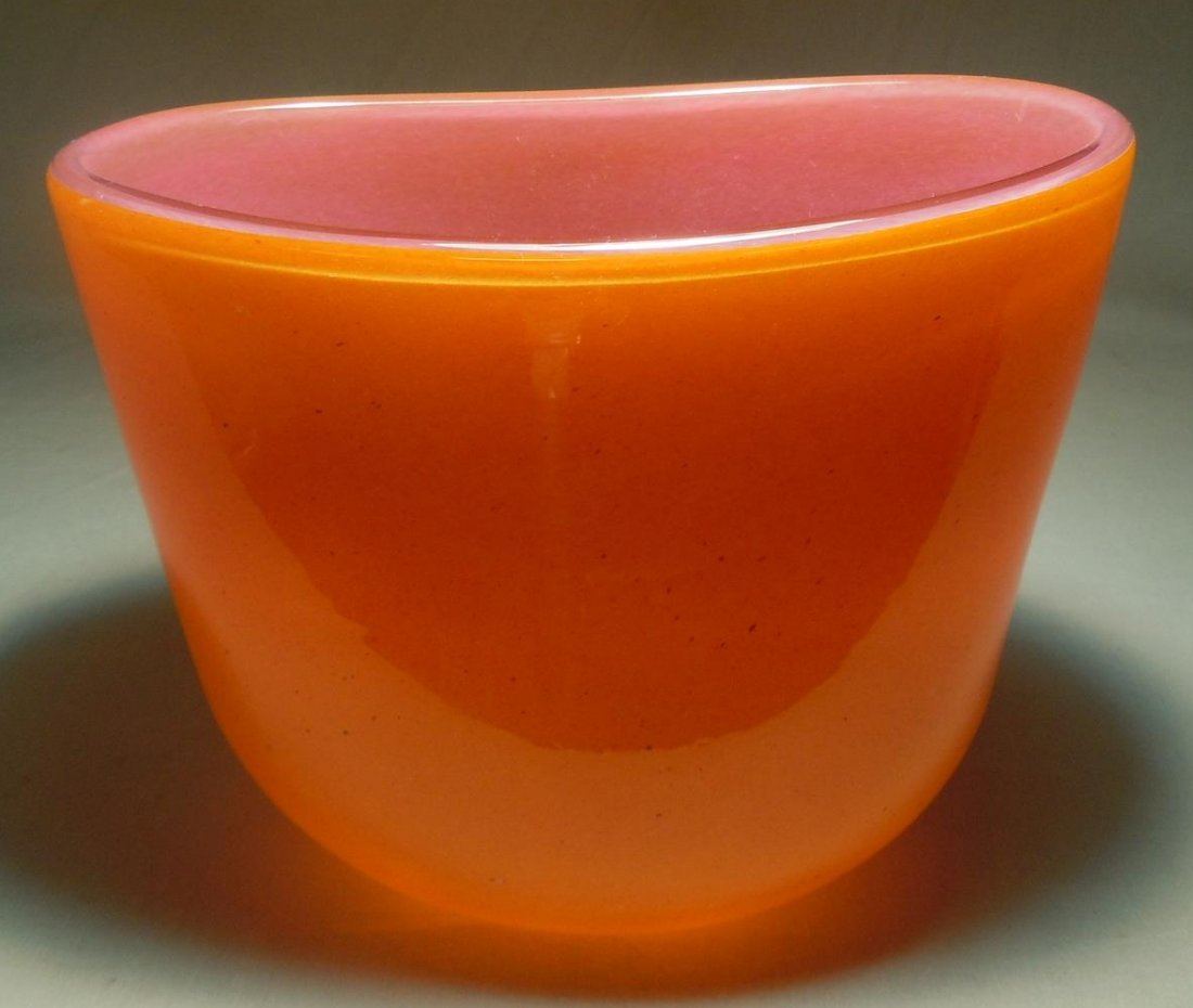 Large Oggetti Glass Signed R. Pell: Large Oggetti glass vase signed R. Pell. The vase measures 9" x 10."