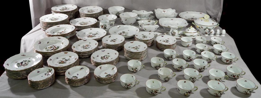 Herend Rothschild Bird Dinner Service: Herend Rothschild Bird 158 piece dinner service consisting of: 36 dinner plates, 10 soup bowls, 10 butter dishes, 9 salad bowls, 9 bread dishes, 21 dessert plates, 21 cups and saucers, cream and sugar