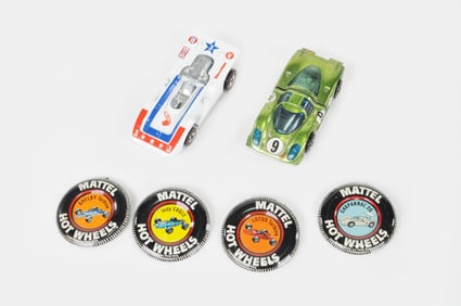 Number 3 Race Car Redline with Hotwheels Green Porsche 917 Plus 4 Badges