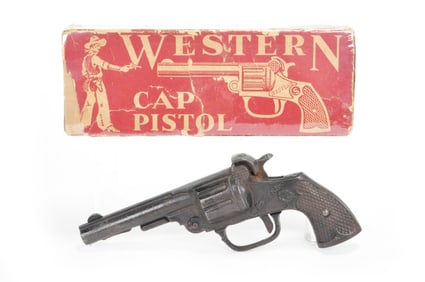 Kenton no. 460BB "Western" Cap Pistol Cap Gun with Box