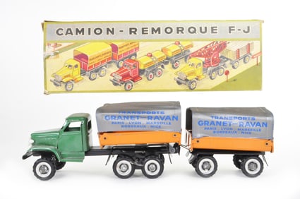 French Boxed Rapid Transport Camion Remorque. FJ Tin