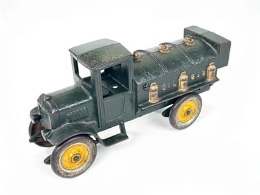 Kenton Gas and Oil Cast Iron Truck