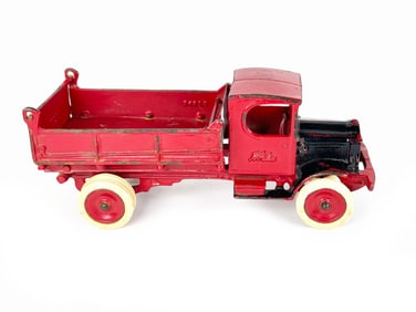 Arcade White Cast Iron Dump Truck