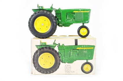 ERTL No. 530 John Deere 3020 Tractor Boxed
