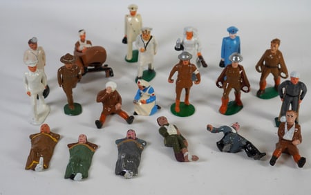 Lot of 20 Lead WWII Doctors Nurses & Wounded Figures Soldiers Barclay Manoil & Modern