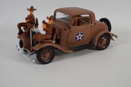 1932 Custom Ford Coupe Modified w/ Soldiers with Machine Guns Army OOAK