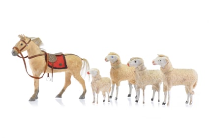 Erzgebirge Sheep and Horse with Saddle, Germany