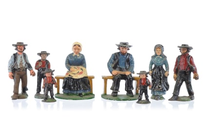 Wilton Cast Iron Amish People Two Bookends and Six Various Sized Figures