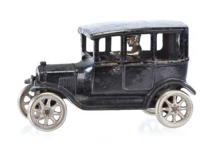 Arcade Model T Tudor Cast Iron with Driver