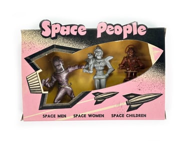 Archer No. 129 Space People Futuristic Set of Astronauts Mint in Box