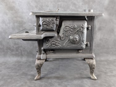 Huge Model Enterprise No. 40 Salesman's Sample Stove Cast Iron