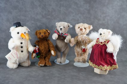 Steiff Christmas Teddy Bear Collection