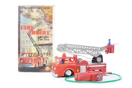 Marx Boxed Fire Engine with Light and Siren w/Empire Plastics Countryside USA set