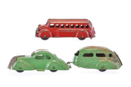 Wyandotte Bus and Airflow with Caravan Steel Toy Lot