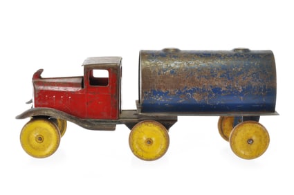 Wyandotte Blue, Red, and Yellow Tanker Truck