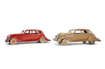 Tan Chrysler Airflow '36 and Red 1934 Airflow, Kingsbury