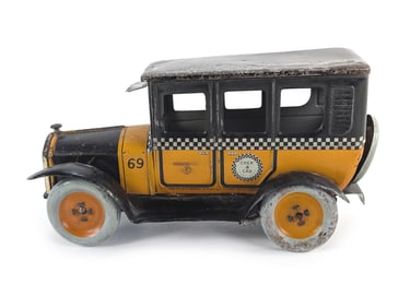 Ferdinand Strauss Windup Tin Litho Checker Cab 69 Works