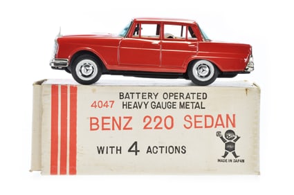 Bandai 4047 Mercedes 220 Sedan Tin Car