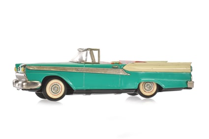 Japanese Tin 1952 Ford Fairlane 500 Convertible