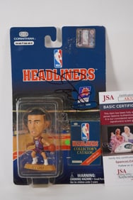 Jason Kidd No. 32 AUTOGRAPHED Action Figure Phoenix Suns w/COA