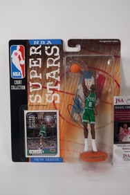 Antoine Walker No. 8 AUTOGRAPHED Action Figure Boston Celtics w/COA