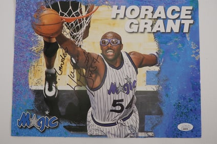 Horace Grant No. 54 AUTOGRAPHED Color Photograph Orlando Magic w/COA