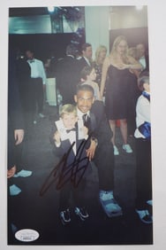 Grant Hill AUTOGRAPHED 6 x 10 Color Photo w/COA