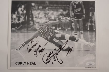 Curly Neal No. 22 AUTOGRAPHED 10 x 8 B&W Photo Harlem Globetrotters w/COA