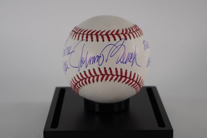 Johnny Bench AUTOGRAPHED Baseball w/COA