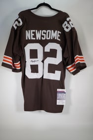 Ozzie Newsome No. 82 Cleveland Browns AUTOGRAPHED Jersey w/COA