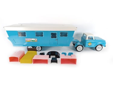 1960's Pressed Steel Nylint No. 6600 Mobile Home Trailer & Cab