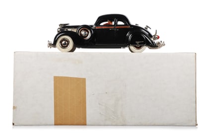 Tom Sehloff Cast Iron 1935/36 Chrysler Airstream 15/50