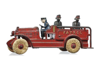 Kenton Cast Iron #2842 Fire Patrol Truck
