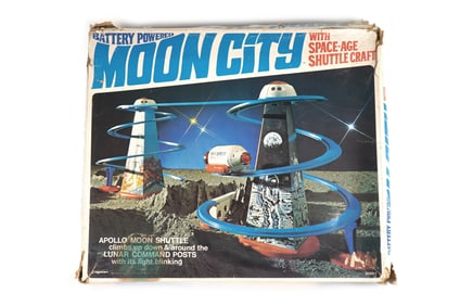 Cragstan Moon City w/Space Age Shuttle Craft Batt. Op. Boxed