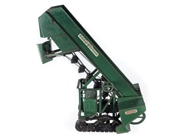 1940s Doepke Model Toys Barber Greene Compact Bucket Loader/Sand Loader