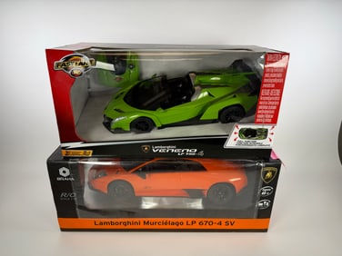2 RC Cars Lamborghini Murcielago LP 670-4 SV/Lamborghini Veneno LR 750-4