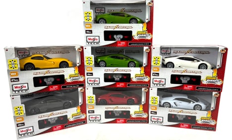 7 Maisto R/C 49MHz, (3) Lamborghini Huracan LP 610-4, (2) Aventador LP 700-4, Reventon/SRT Viper GTS