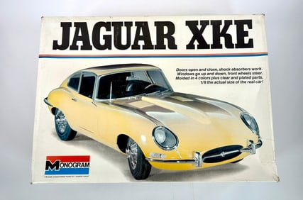 Monogram Jaguar XKE Model Car Kit