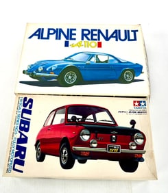2 Model Car Kits Alpine Renault, Subaru