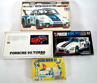 4 Porsche 911 Turbo, Martini Porsche 935, Porsche 935-77