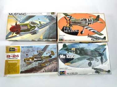 4 Model Plane Kits P-51B Mustang/North American P-51B/Me 109/Convair B-24 Liberator Warbird