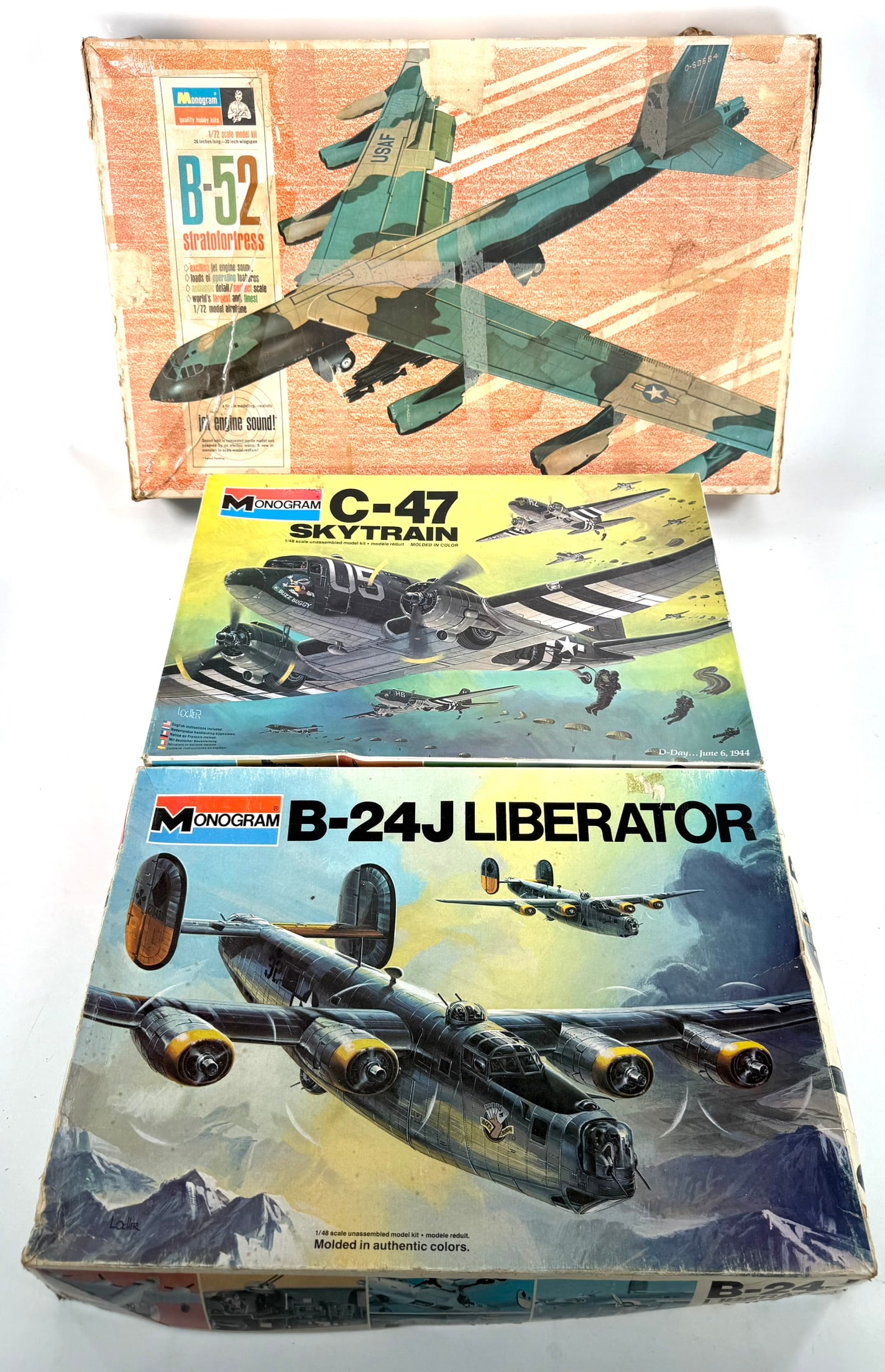 3 Model Plane Kits B-24J Liberator/C-47 Skytrain/B-52 Stratofortress (1 of 18)