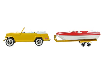 Tonka #2460 Jeepster Runabout w/Boat